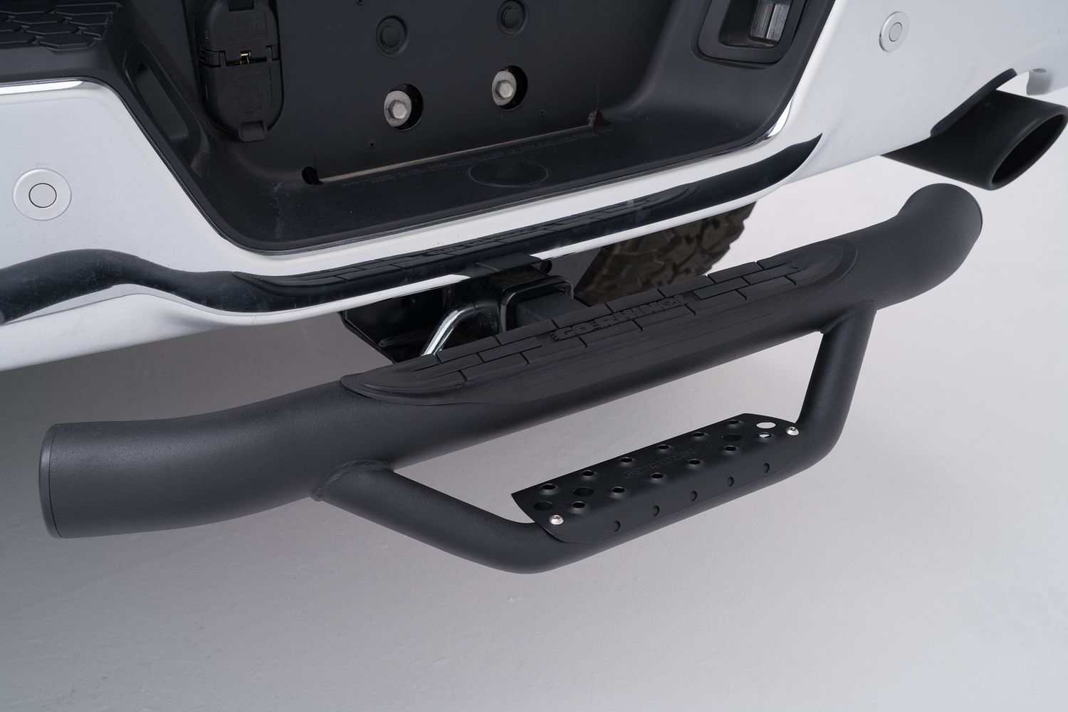 Go Rhino D360T Dominator Hitch Step - Textured Black